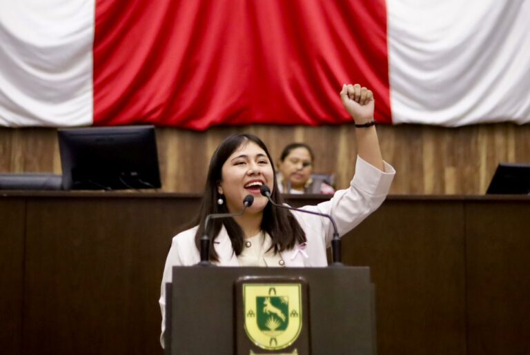 Discurso de la diputada Clara Rosales (Morena) en Yucatán sobre el 2 de octubre y la memoria histórica. Compromiso con la justicia y los derechos sociales.